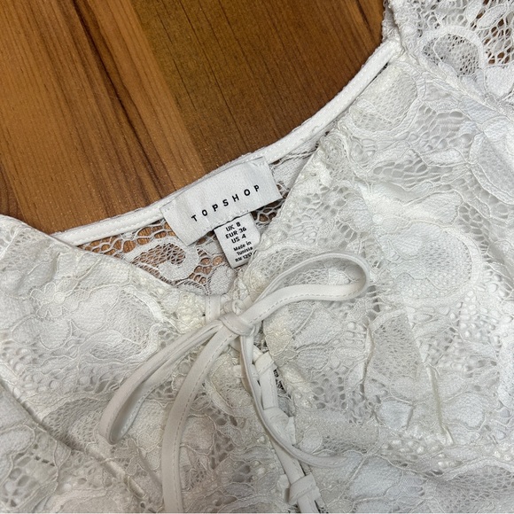 Aritzia TopShop White Lace Tie Puff Sleeve Crop Top - Size Small 4 - Picture 4 of 6